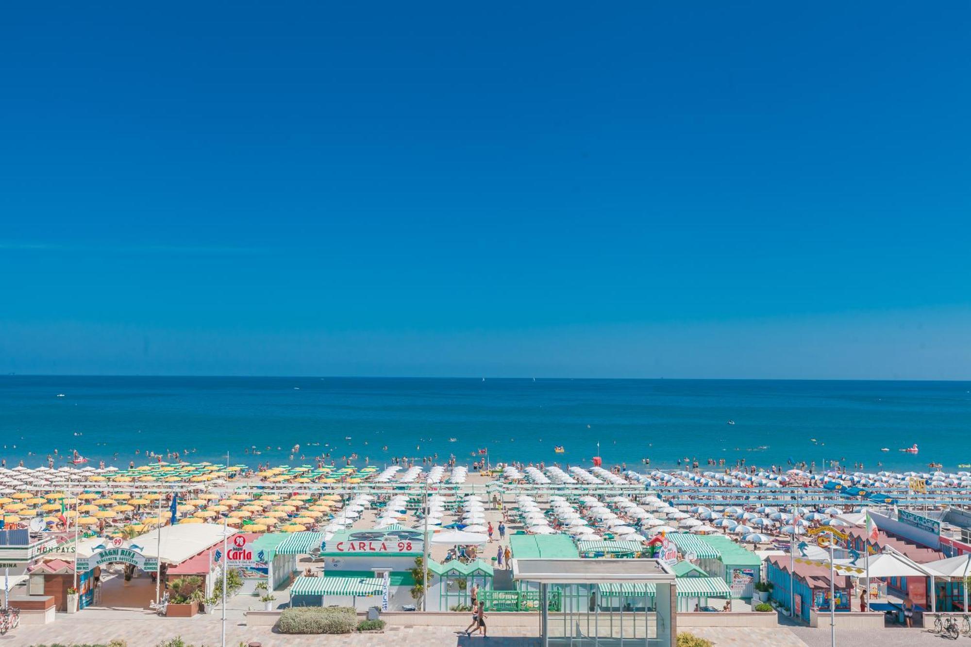 Hotel Patrizia Milano Marittima Exterior photo