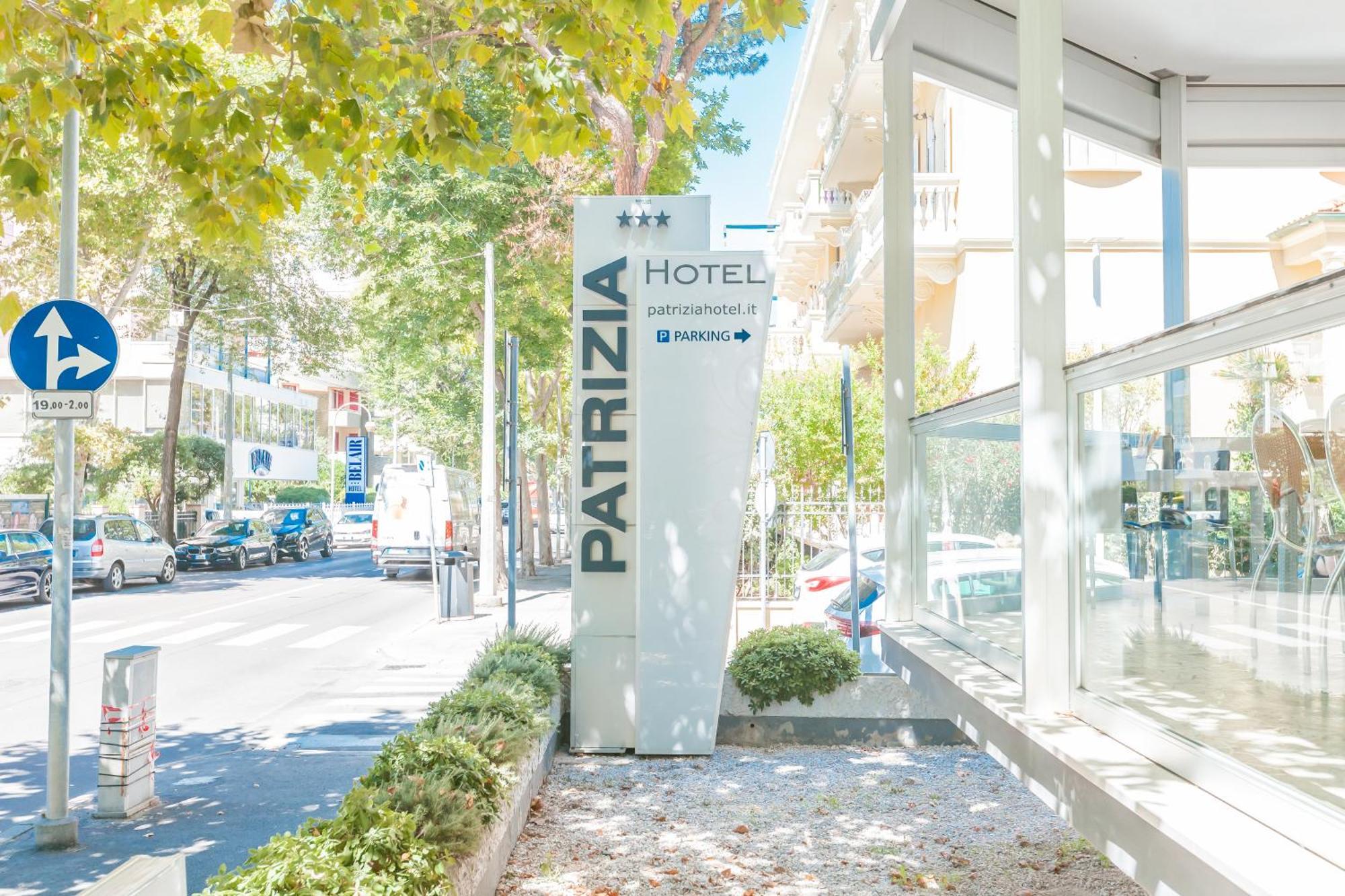 Hotel Patrizia Milano Marittima Exterior photo