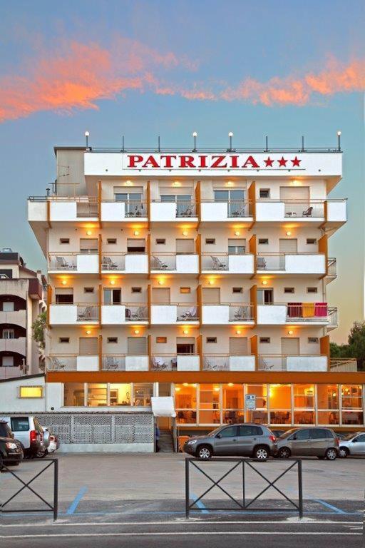 Hotel Patrizia Milano Marittima Exterior photo